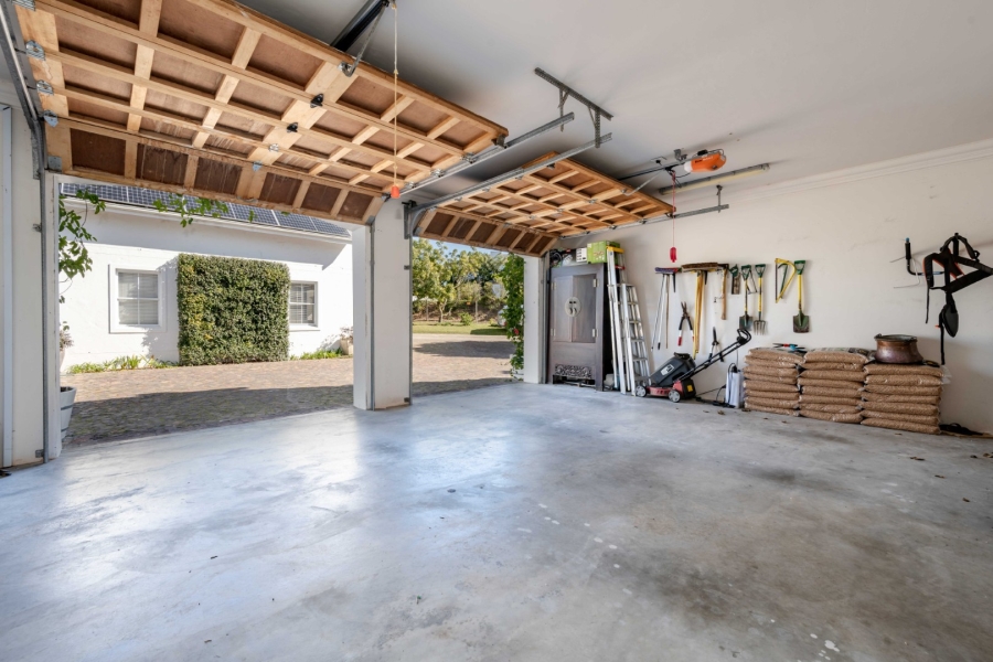 4 Bedroom Property for Sale in Goose Valley Western Cape